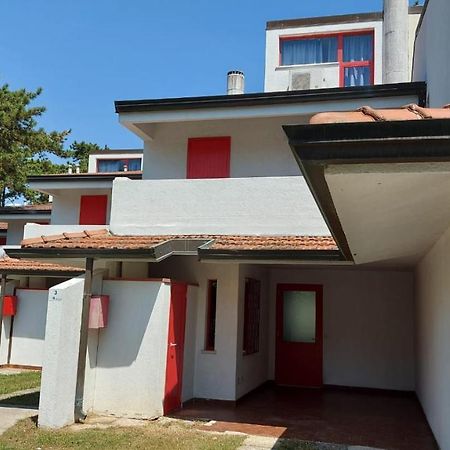 Holiday Village Lignano Sabbiadoro Exterior foto